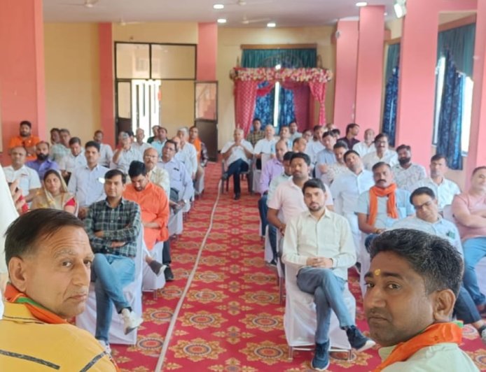 सांगानेर भाजपा मंडल कार्यकर्ताओं ने विचार विमर्श किए