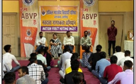 अखिल भारतीय विद्यार्थी परिषद अलीगढ़ द्वारा चलाया मतदाता जागरूकता अभियान