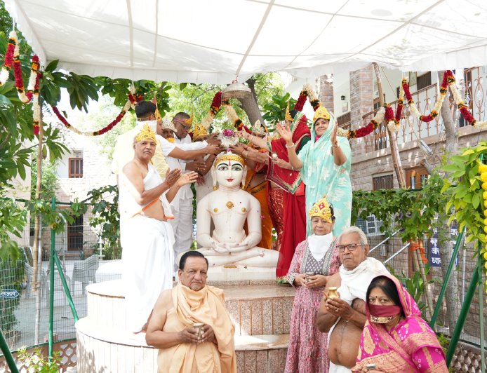 महावीर किसी एक पंथ के नहीं, सम्पूर्ण मानवता के भगवान: राष्ट्र-संत चन्द्रप्रभ  जी