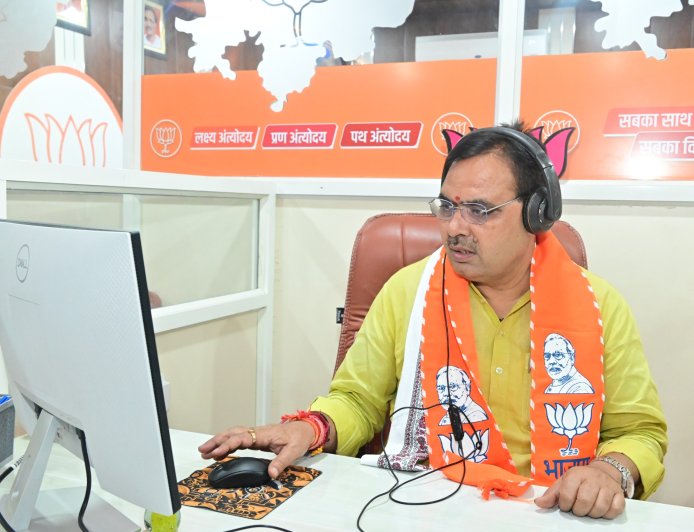 सीएम ने की अपील, बेहतर लोकतंत्र के लिए बढ़ चढ़कर करें मतदान