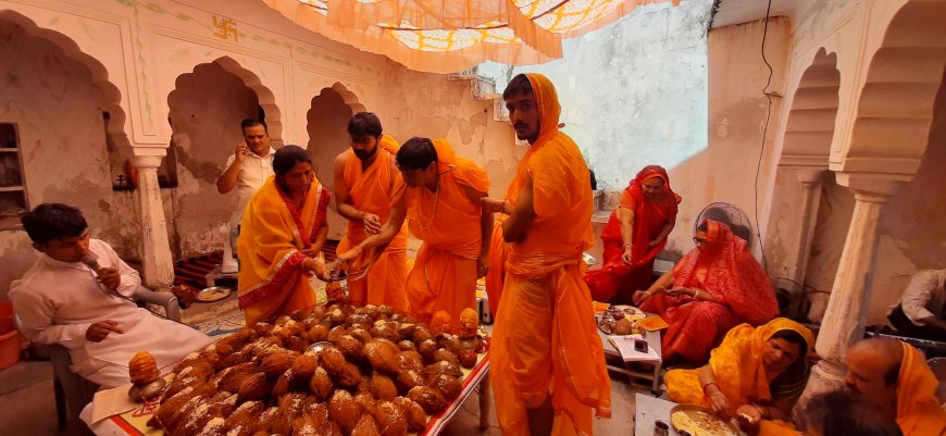 धर्मनगरी निवाई खंडवा जैन मंदिर में भक्ति भाव से हुआ शांति विधान पूजा