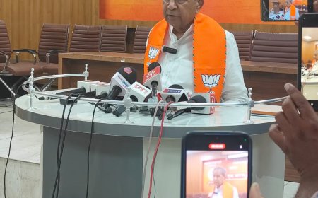 राष्ट्रीय स्वंयसेवक संघ देश में लोकमत परिष्कार का काम कर रही