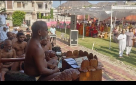 देश सुरक्षित तो हम सुरक्षित - आचार्य सुनील सागर जी महाराज