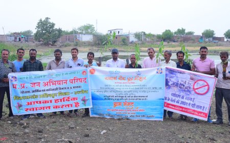 यथार्थबोध फाउंडेशन के द्वारा ग्रामवासियों ने चलाया स्वच्छता अभियान