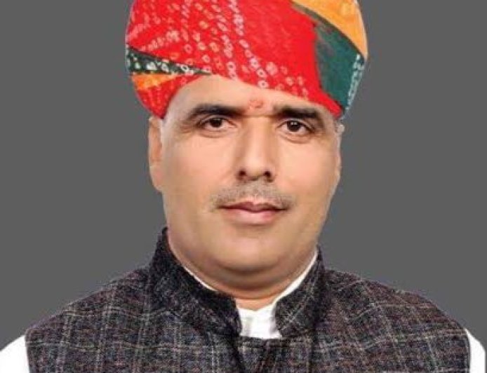 भजनलाल सरकार जनता की सेवा के लिए प्रतिबद्ध -कन्हैयालाल चौधरी