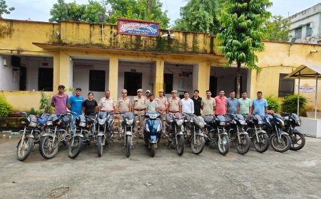 चोरी की मोटर साईकिल खरीदने वाले सरगना सहित दो आरोपी गिरफ्तार, एक नाबालिग डिटेन