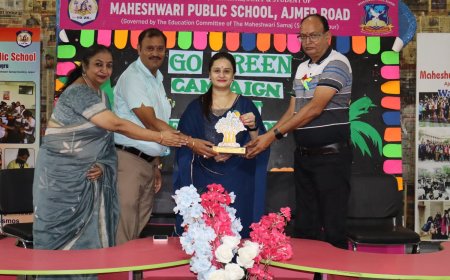 पूनम अंकुर छाबड़ा के आतिथ्य में वृक्षारोपण प्रदर्शनी का आयोजन