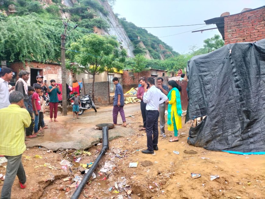 जलभराव प्रभावित क्षेत्रों में जिला प्रशासन के राहत एवं बचाव कार्य जारी