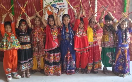 डांडिया की धूम में नन्हे सितारे, दून एकेडमी में मना डांडिया महोत्सव