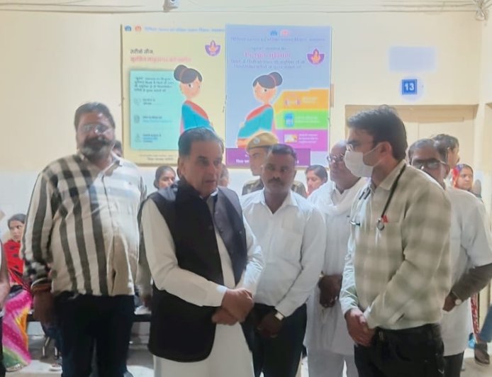 अस्पताल परिसर में अभियान चलाकर सफाई व्यवस्था सुनिश्चित करने के दिए निर्देश