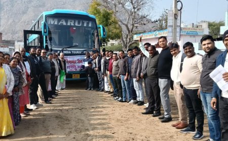 तीर्थ क्षेत्र एवं जैन आचार्यों के दर्शनार्थ के लिए जयधोष के साथ यात्रियों का जत्था हुआ रवाना