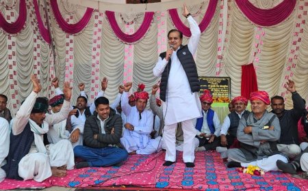 स्वामित्व योजनांतर्गत लाभार्थी परिवारों को स्वामित्व अधिकार पत्र एवं पट्टे वितरण किए