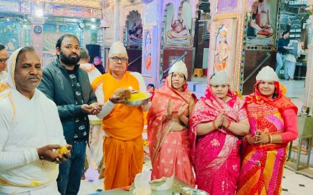 आदिनाथ भगवान का मोक्ष कल्याणक मनाया एवं निर्वाण लड्डू चढ़ाया