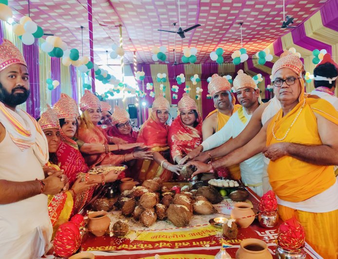 दुनिया का सबसे खूबसूरत पौधा प्रेम और स्नेह का होता है : आचार्य इन्द्रनन्दी