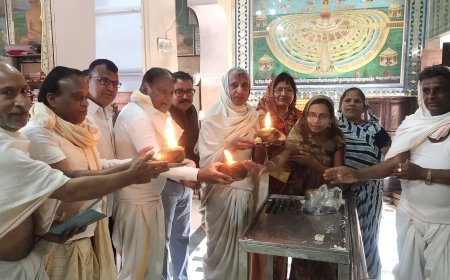 गाजे बाजे से चडा़या निर्वाण लाडू, की पूजा अर्चना