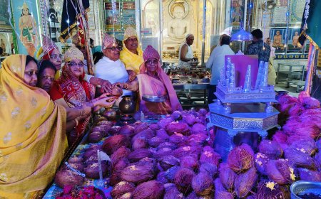 सिद्धचक्र विधान में 256अर्घ समर्पित किए