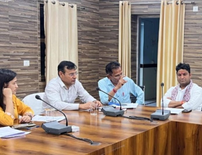 मुफ्त घोषणाओं के बजाय दीर्घकालिक विकास ध्यान केंद्रित करें - चौहान