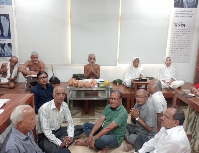 वेदी प्रतिष्ठा महोत्सव श्री दिगंबर जैन मंदिर वरुण पथ