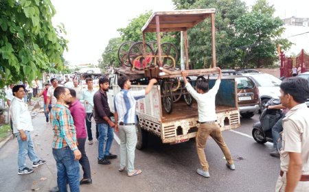 18 हजार 500 रुपये का किया कैरिंग चार्ज वसूल, 8 केन्टर सामान जब्त