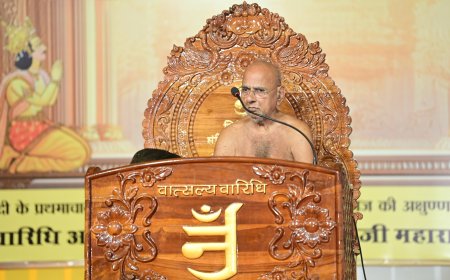 "मंदिर में शालीन वेशभूषा और अनुशासन अपनाएँ – आचार्य वर्धमान सागर जी महाराज