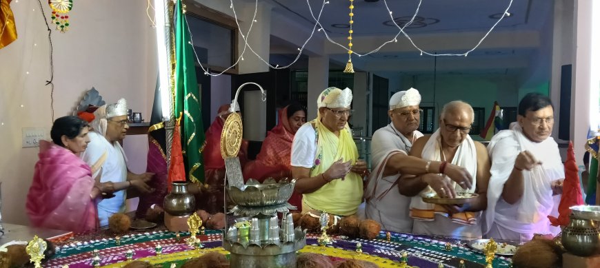 समवशरण के अनुष्ठान में 108 श्रावकों ने आराधना की