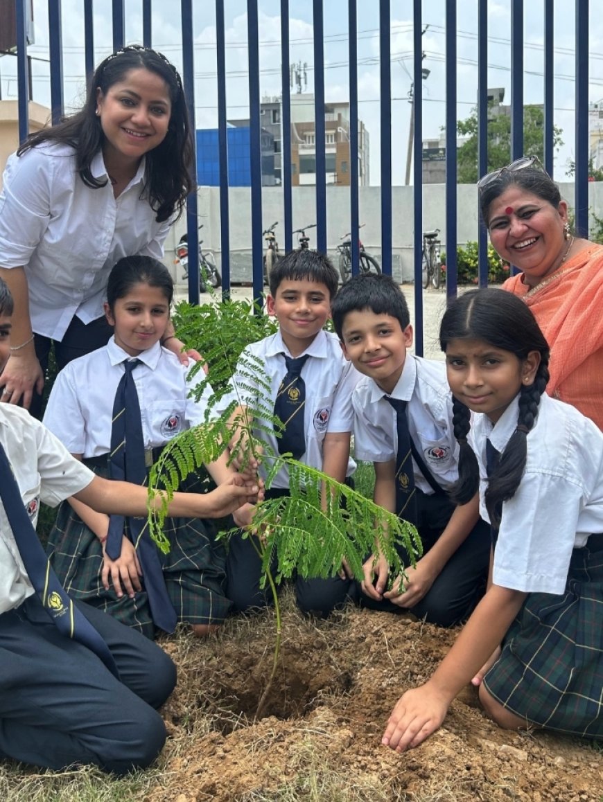 बच्चों ने वन महोत्सव पर किया पौधारोपण