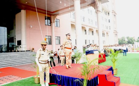 स्वतंत्रता दिवस पर पुलिस मुख्यालय, जयपुर में उमड़ा देशभक्ति का जज्बा