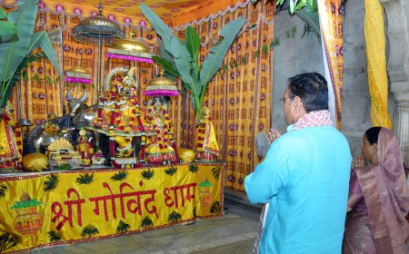 मुख्यमंत्री ने श्रीकृष्ण जन्माष्टमी पर गोविन्द देव जी के किए दर्शन