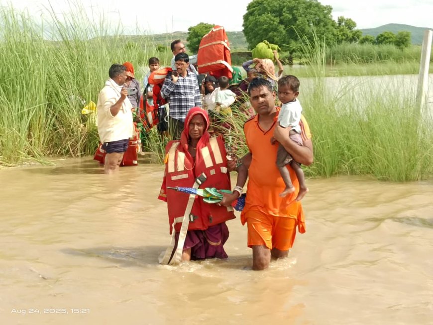 जल भराव वाले क्षेत्रों में आमजन की मदद के लिए राहत टीमें अलर्ट मोड पर