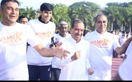 भाजपा प्रदेश अध्यक्ष ने दौड़कर युवाओं का किया उत्साहवर्धन