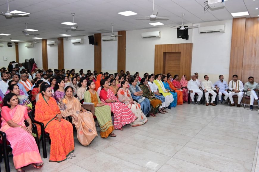 राठौड़ की अध्यक्षता में कार्यकर्ताओं ने सुना मन की बात कार्यक्रम