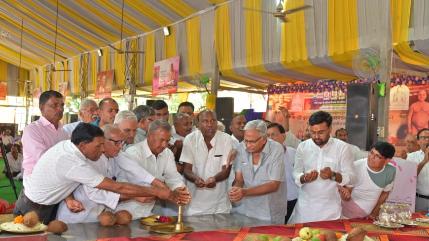 धर्म रथ के साधु और श्रावक दो पहिए: आचार्यश्री वर्धमान सागर जी