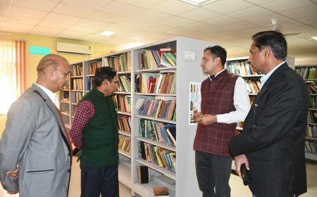 दीक्षारंभ कार्यक्रम में कुलगुरु ने विद्यार्थियों से किया संवाद