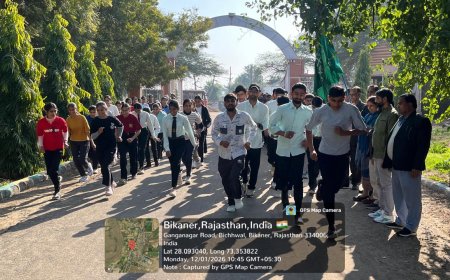 स्वदेशी अपनाने का संकल्प लेकर दौड़े युवा