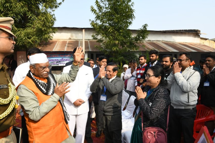 ग्राम्य उत्थान के लिए शिक्षा एवं जागरुकता सर्वोपरि : राज्यपाल