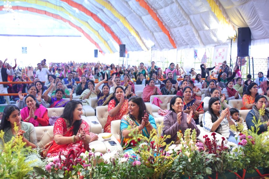 भगवान प्रसन्न होते हैं माता पिता की सेवा से: आचार्य मृदुल कृष्ण