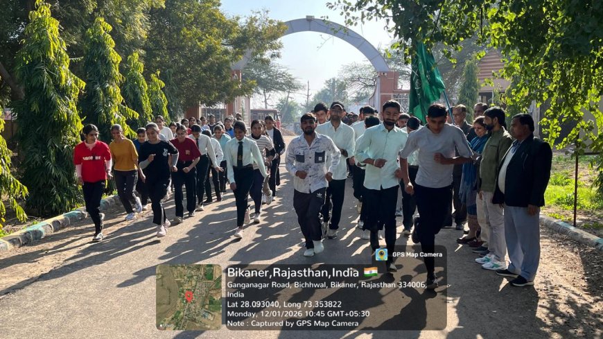 स्वदेशी अपनाने का संकल्प लेकर दौड़े युवा