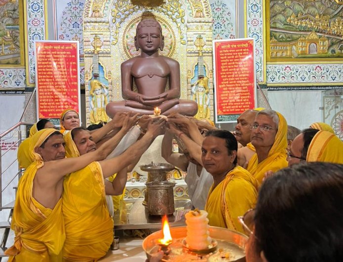 भगवान चंद्रप्रभु का मोक्ष कल्याणक धूमधाम से मनाया