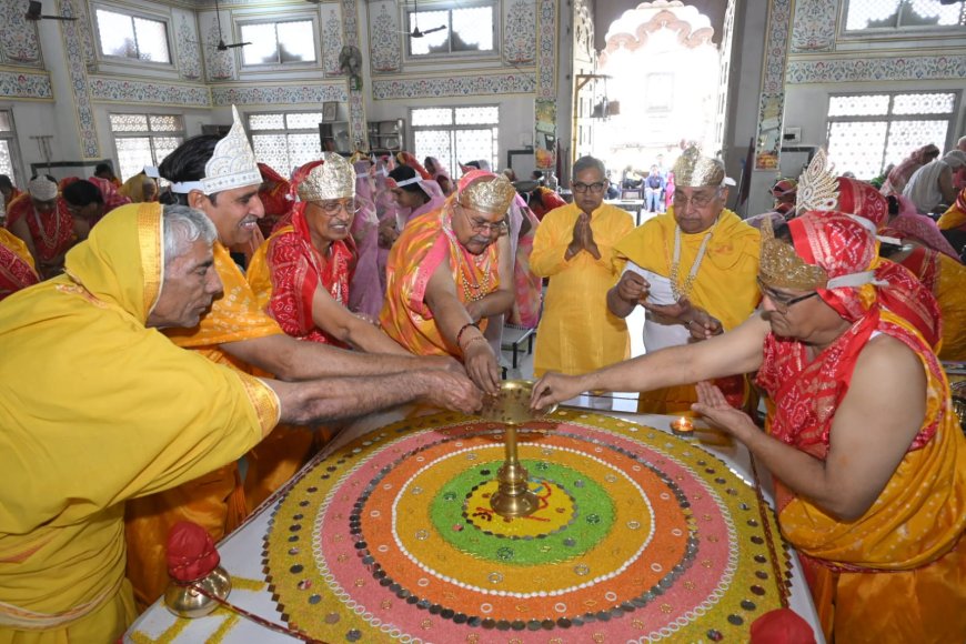 वार्षिक उत्सव का शुभारंभ