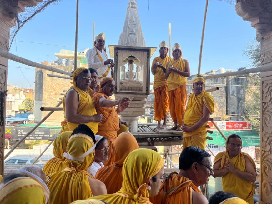 मानसरोवर में मान स्तंभ पर श्रीजी का महाभिषेक: