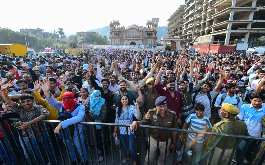 आसमान में गूंजा  ‘‘खम्मा घणी‘‘ और ‘‘राम-राम सा‘