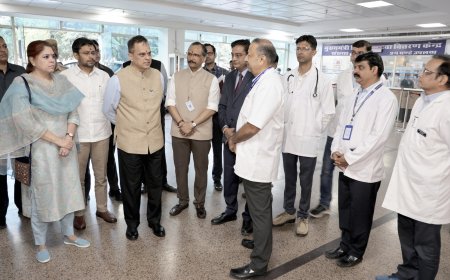 मुख्य सचिव ने किया आरएनटी मेडिकल कॉलेज का दौरा,