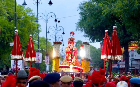 जयपुर में गणगौर की शाही सवारी ने रचा वैभव का इतिहास