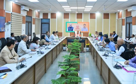 प्रदेश में पेट्रोल-डीजल, गैस एवं उर्वरक की पर्याप्त उपलब्धता