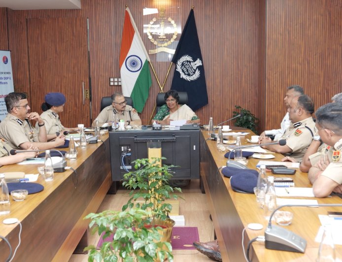 पुलिस मुख्यालय में हुआ महिला सुरक्षा पर मंथन