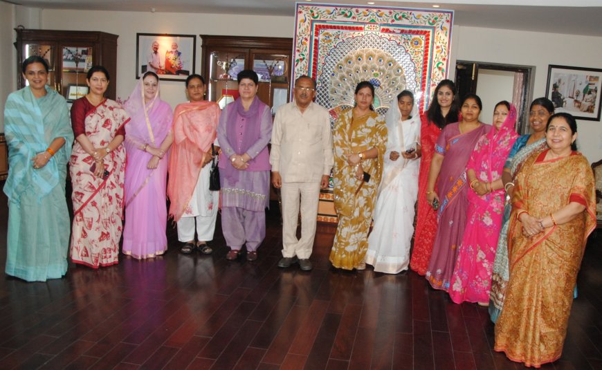 नारी ना तो बेटी को कमजोर समझे और ना ही खुद को कमतर: देवनानी