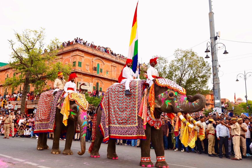 जयपुर में गणगौर की शाही सवारी ने रचा वैभव का इतिहास