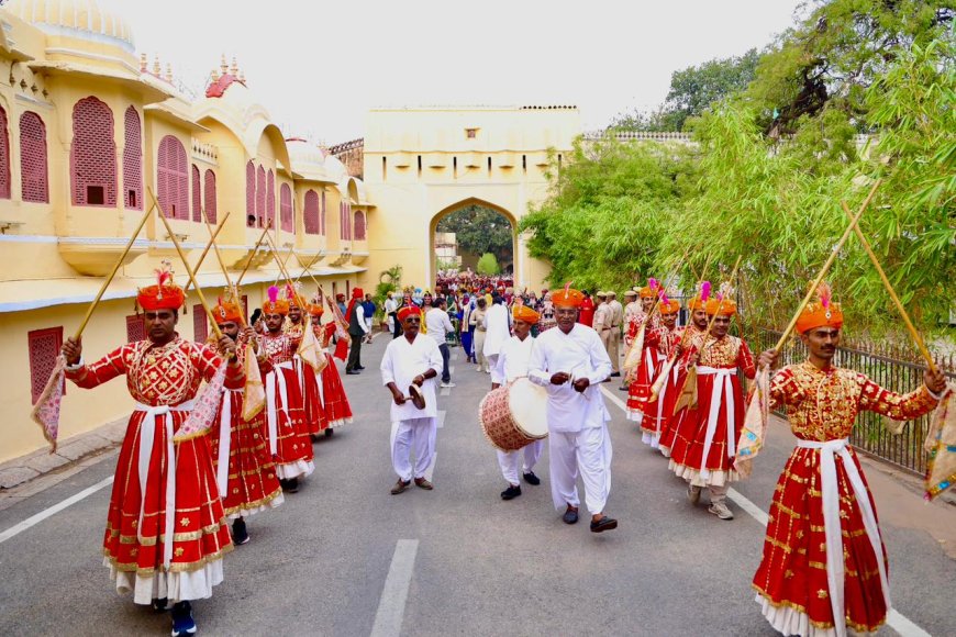 जयपुर में गणगौर की शाही सवारी ने रचा वैभव का इतिहास