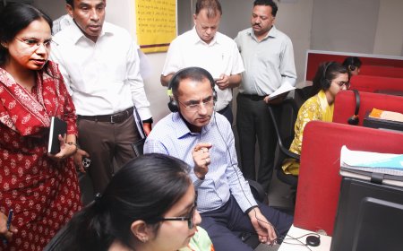 पंचायती राज विभाग के शासन सचिव ने राजस्थान संपर्क हेल्पलाइन कंट्रोल रूम का किया निरीक्षण