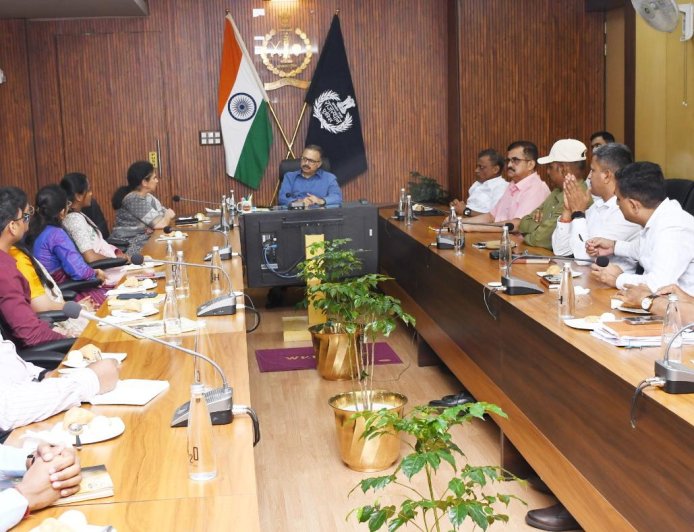 समन्वय से सुदृढ़ होगा प्रशासन : डीजीपी